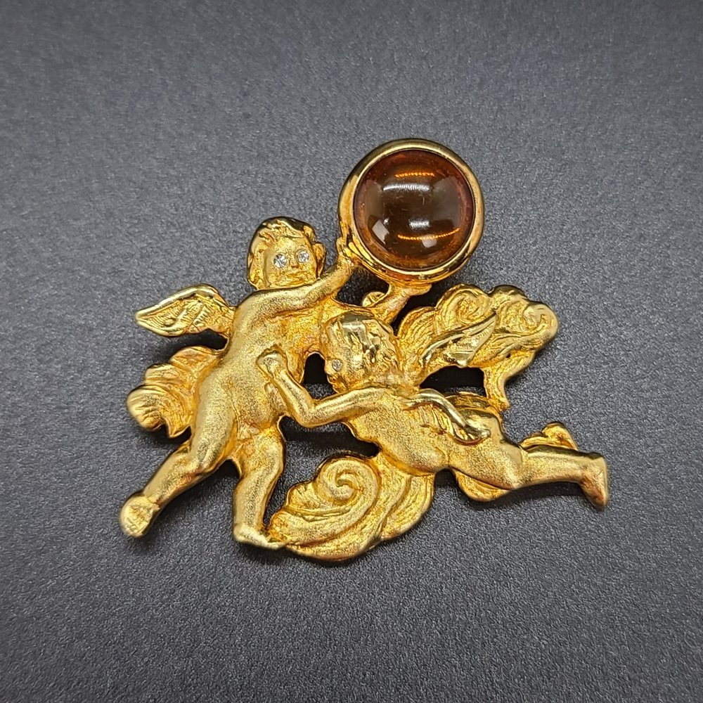 Angel Gold-tone Brooch Mid-century with Amber cobochon and rhinestone ey…
